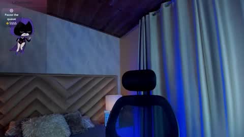 Snapshot of _raven_black chatting on October 14, 2025, 11:22 am Raven online show from October 14, 2025, 11:22 am