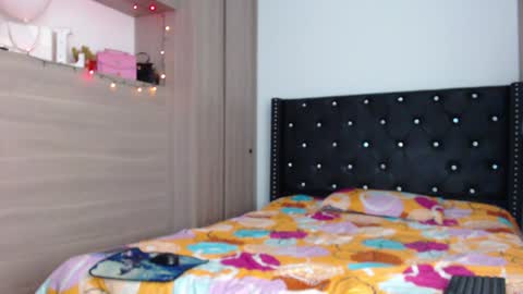 Samara Romero online show from January 18, 2025, 11:55 pm