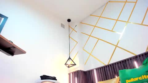 Snapshot of _rebecca1 chatting on October 21, 2025, 4:19 pm rebecca online show from October 21, 2025, 4:19 pm