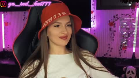 -RED HAT- online show from April 25, 2026, 5:21 pm
