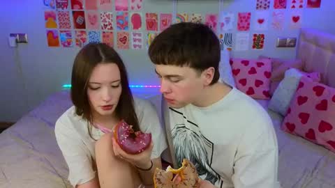 Snapshot of _reverse_gang_ chatting on March 4, 2025, 11:08 am LISSAPVT IS OPEN online show from March 4, 2025, 11:08 am