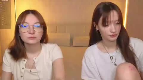 LISSAPVT IS OPEN online show from May 17, 2026, 3:37 am