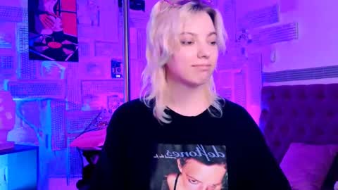 Snapshot of _rockstone_ chatting on March 9, 2025, 10:30 am Rock stone online show from March 9, 2025, 10:30 am