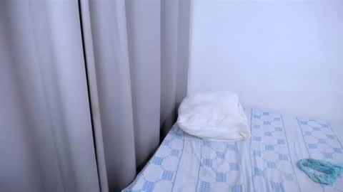 Snapshot of _roouse chatting on July 15, 2026, 4:51 am ROOUSE online show from July 15, 2026, 4:51 am