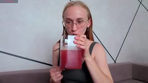 Snapshot of _ruby_kim chatting on June 13, 2026, 10:02 am Ruby online show from June 13, 2026, 10:02 am