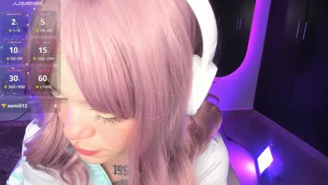   online show from December 4, 2024, 1:31 pm