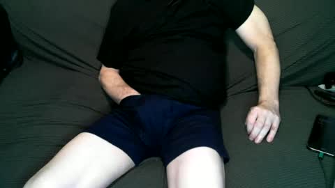 Snapshot of _samuel_ chatting on July 1, 2026, 5:23 pm Samuel online show from July 1, 2026, 5:23 pm