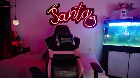  SantaLove  online show from January 17, 2025, 10:23 pm