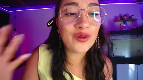  SantaLove  online show from January 22, 2025, 9:32 pm