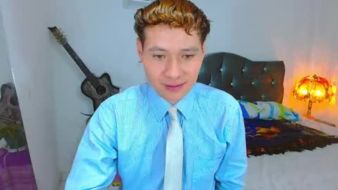 santi online show from April 24, 2026, 11:29 pm