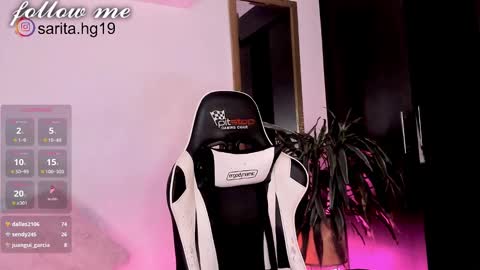 Snapshot of _sara_hernandez chatting on February 3, 2025, 10:25 am Sara intagram online show from February 3, 2025, 10:25 am