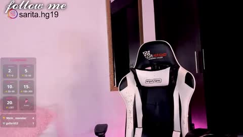 Snapshot of _sara_hernandez chatting on February 5, 2025, 2:37 pm Sara intagram online show from February 5, 2025, 2:37 pm