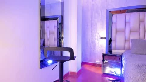 Snapshot of _saragarcia_ chatting on February 7, 2025, 10:50 am Sara online show from February 7, 2025, 10:50 am