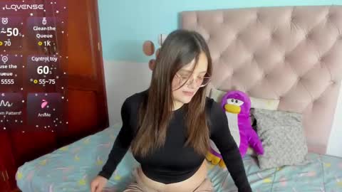 Snapshot of _sarahh_0hh chatting on February 18, 2025, 1:44 pm Sarah online show from February 18, 2025, 1:44 pm