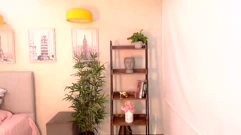 Sassy Girl online show from February 11, 2025, 6:22 pm