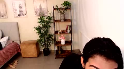 Snapshot of _sassy_girl chatting on February 14, 2025, 7:02 pm Sassy Girl online show from February 14, 2025, 7:02 pm