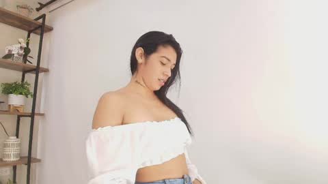 Sassy Girl online show from April 28, 2026, 6:24 pm