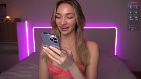 Snapshot of _secretdesire chatting on January 31, 2025, 9:59 pm Kat online show from January 31, 2025, 9:59 pm