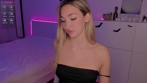 Snapshot of _secretdesire chatting on November 2, 2025, 7:05 pm Kat online show from November 2, 2025, 7:05 pm