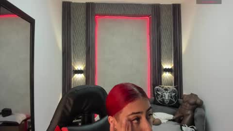 Snapshot of _selene_red chatting on February 10, 2025, 2:48 pm Selene online show from February 10, 2025, 2:48 pm