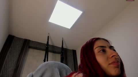 Snapshot of _selene_red chatting on October 3, 2025, 2:03 pm Selene online show from October 3, 2025, 2:03 pm