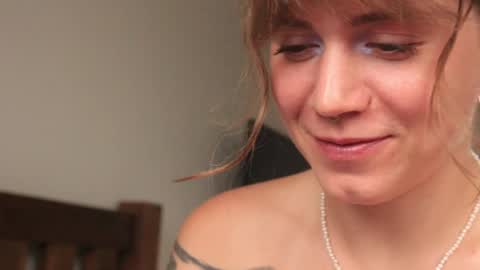 Snapshot of _sensualia_ chatting on January 16, 2025, 2:09 am Lia online show from January 16, 2025, 2:09 am