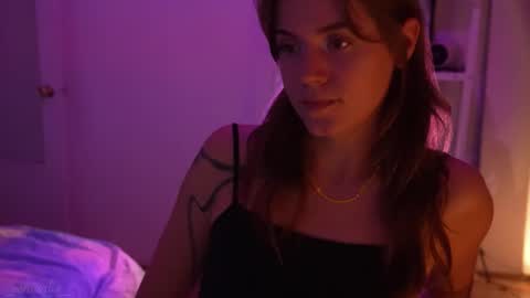 Snapshot of _sensualia_ chatting on September 11, 2025, 6:19 pm Lia online show from September 11, 2025, 6:19 pm