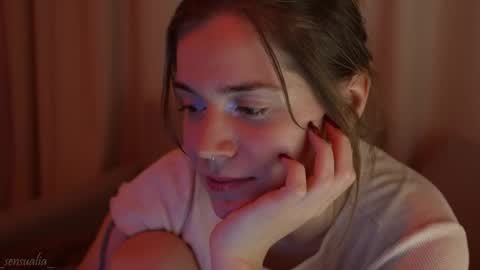 Snapshot of _sensualia_ chatting on January 5, 2026, 8:23 pm Lia online show from January 5, 2026, 8:23 pm