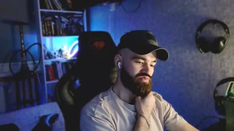 Ask me online show from March 11, 2026, 6:25 pm