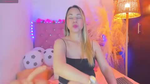 _sexbunny_ online show from July 15, 2026, 5:45 am