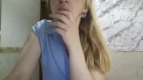  SexyXSveta  online show from April 30, 2026, 4:30 am