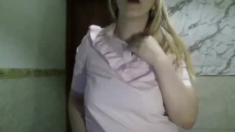  SexyXSveta  online show from May 20, 2026, 2:45 pm