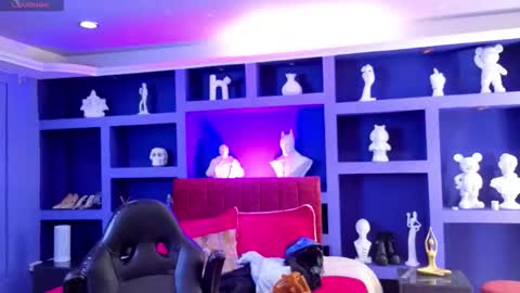 _sharlotte777 online show from October 11, 2025, 2:26 pm