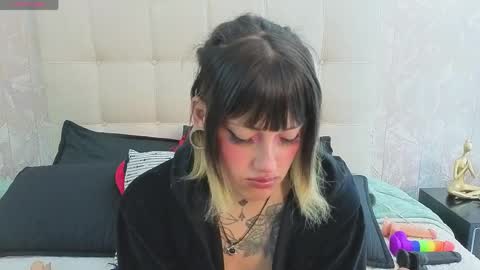 _sharlotte777 online show from April 29, 2026, 5:30 pm