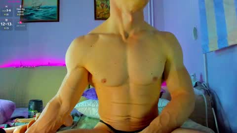 Nik online show from February 27, 2025, 9:47 pm