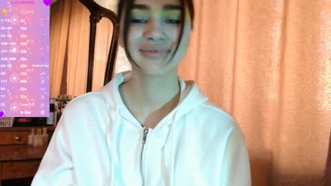 Snapshot of _shynikki chatting on April 2, 2026, 4:21 am _shynikki online show from April 2, 2026, 4:21 am