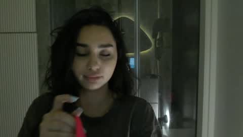 Snapshot of _shynikki chatting on April 30, 2026, 4:41 am _shynikki online show from April 30, 2026, 4:41 am