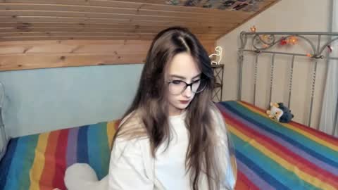 Snapshot of _silverdream chatting on December 7, 2024, 12:13 pm _silverdream online show from December 7, 2024, 12:13 pm