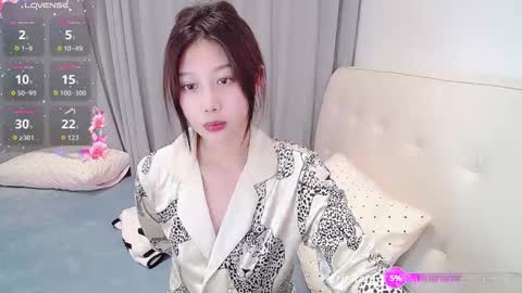 winni online show from December 3, 2025, 1:53 pm