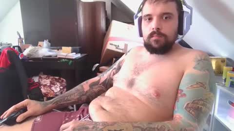 Snapshot of _smiley_bear27 chatting on November 6, 2025, 4:13 am _smiley_bear27 online show from November 6, 2025, 4:13 am