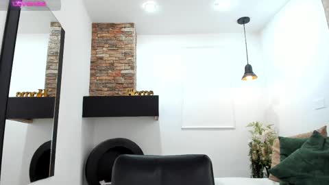    640  200   online show from September 21, 2025, 11:56 am