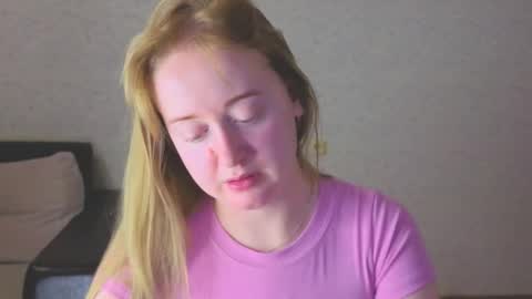 Sofiy online show from November 23, 2025, 6:41 pm