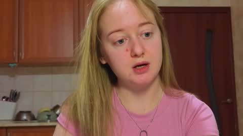 Sofiy online show from December 1, 2025, 6:51 am