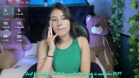 Sophie  online show from March 3, 2025, 7:39 pm