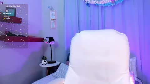 Sophie  online show from April 23, 2026, 10:01 pm
