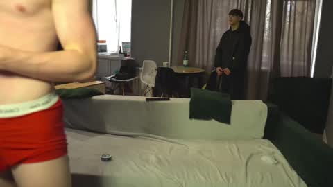 OLIVERpvt is open online show from October 5, 2025, 12:03 pm