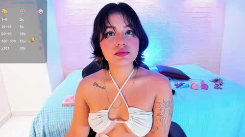 Snapshot of _sowy_venus_ chatting on February 24, 2025, 12:48 pm V E N U S online show from February 24, 2025, 12:48 pm