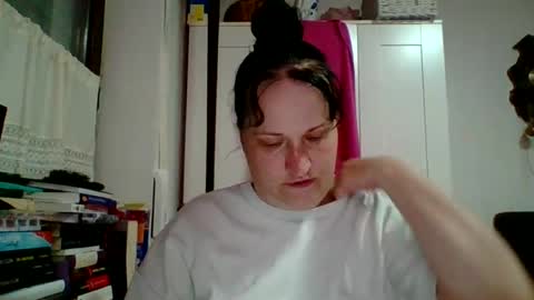 Snapshot of _squirty_pussyyy_ chatting on June 23, 2026, 6:11 am Melisa online show from June 23, 2026, 6:11 am