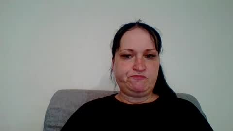 Snapshot of _squirty_pussyyy_ chatting on July 15, 2026, 5:18 pm Melisa online show from July 15, 2026, 5:18 pm