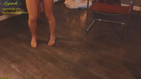  Stella online show from December 8, 2024, 3:21 am